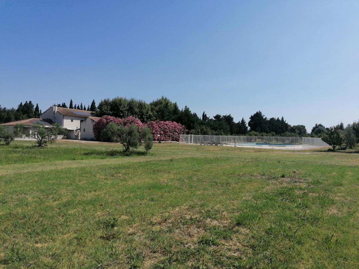 Les Gites Du Mas Canillac Chateaurenard Exterior photo